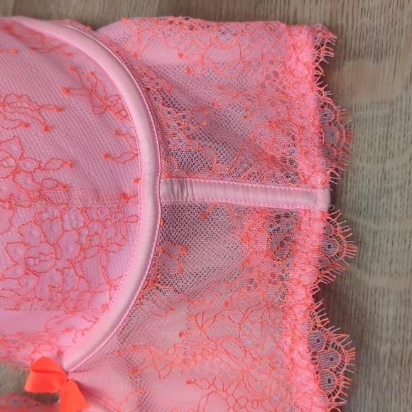 Victoria's Secret Neon Pink Push-Up Bra/Bustier/Corset Top, 34DD - Picture 4 of 8